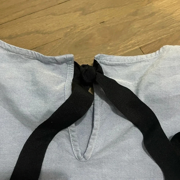 Chepè Italy Woman’s Blue Chambray peasant style top. Small - Picture 4 of 8